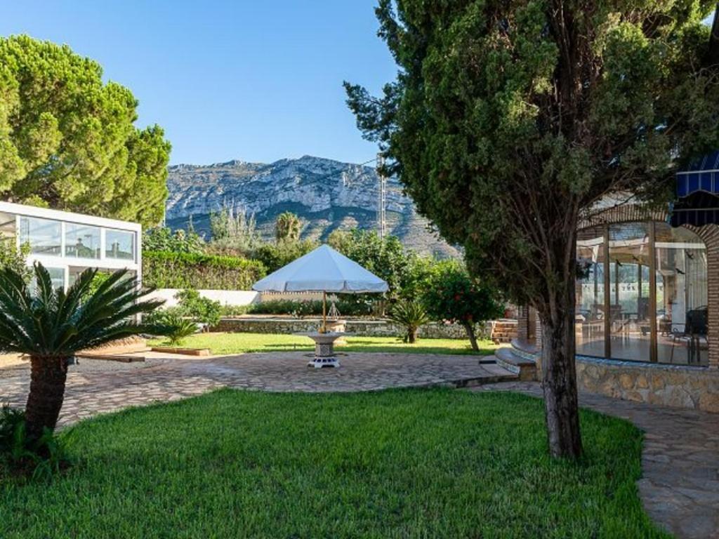 Anina * Denia