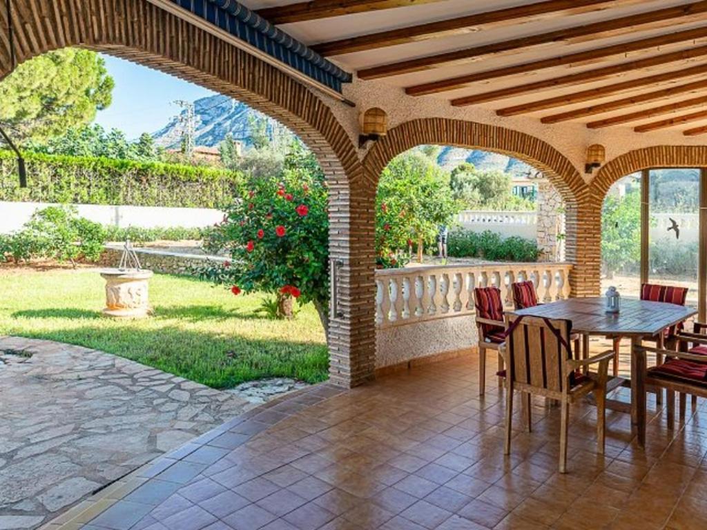 Anina * Dénia